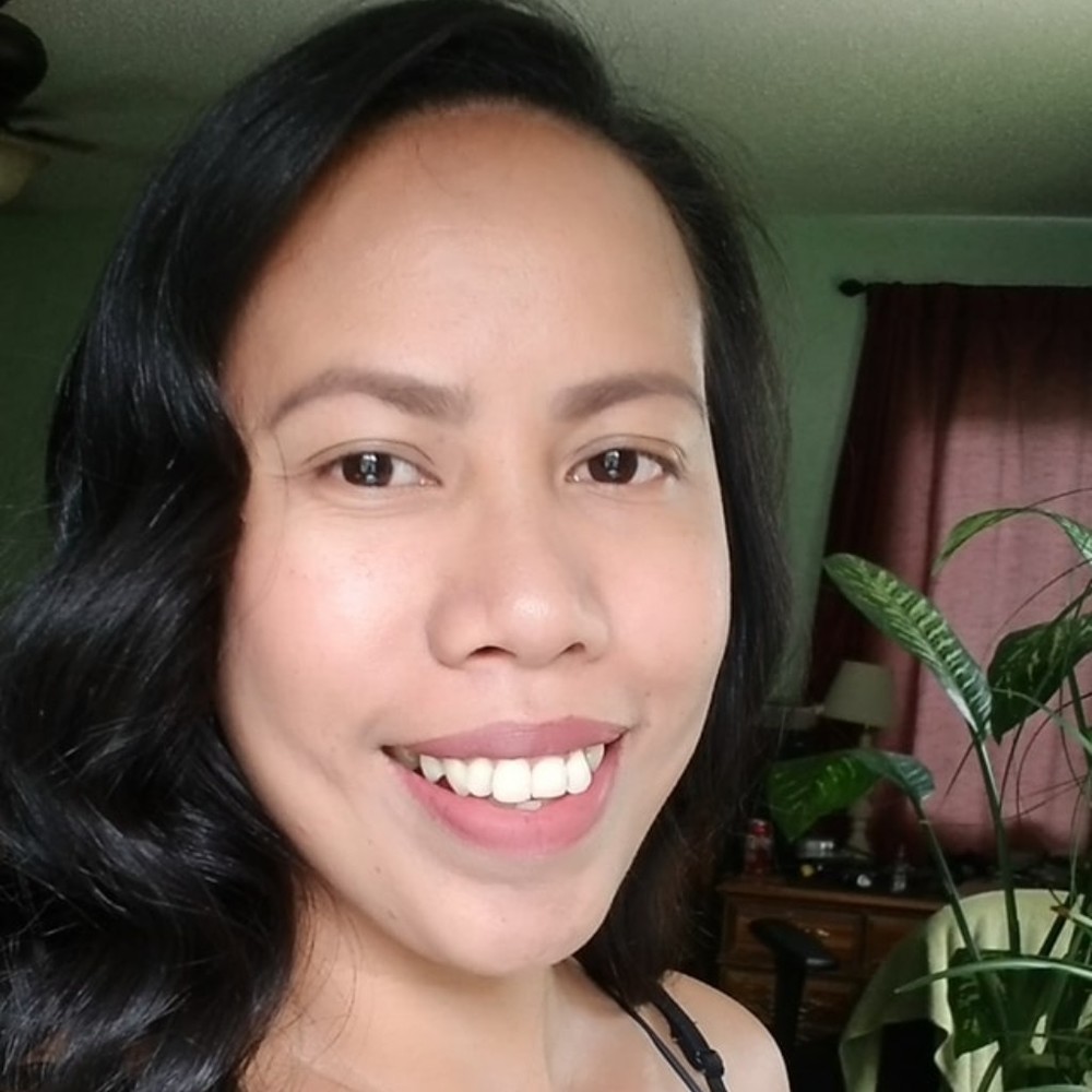 Meet your Posher, Jonida